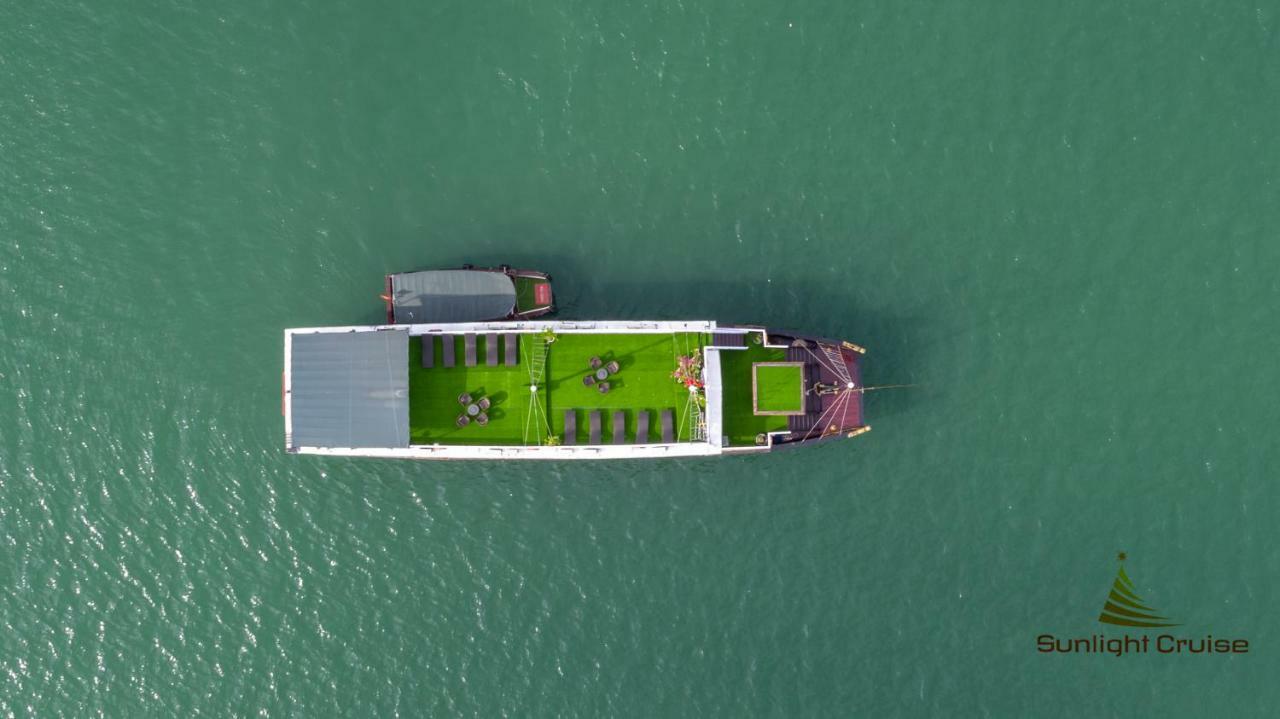 Legend Cruise 호텔 하롱 외부 사진